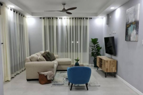 The Sunset Villa - 2BD APT w Pool & Lovely Views